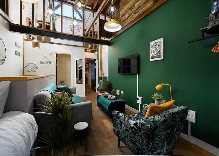 Central 1Br Apartment Sleeps 4, Georgian Townhouse, Near London Liverpool Street, Super Central London, Beautifully Designed