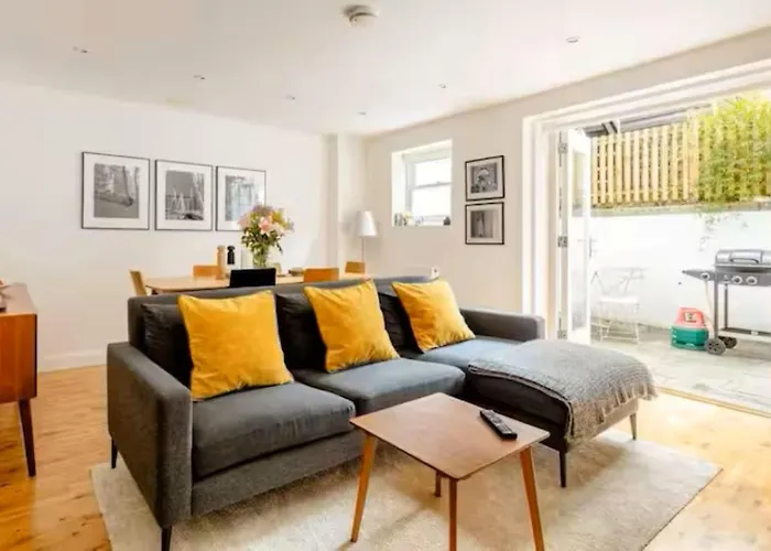 Charming 2Br Apt Close To Camden & Central London