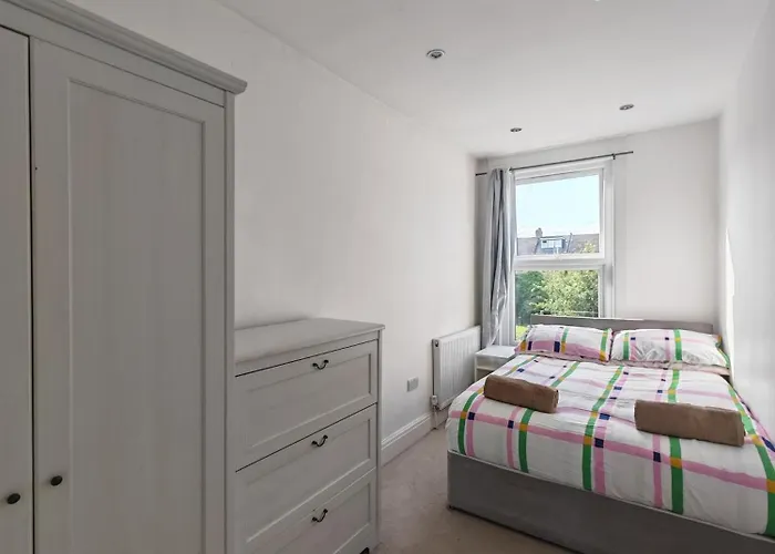 Lovely Double Bed Room
