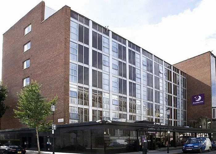 Premier Inn London Kensington