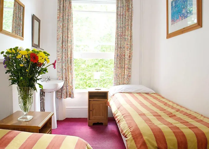 Curzon House Hotel