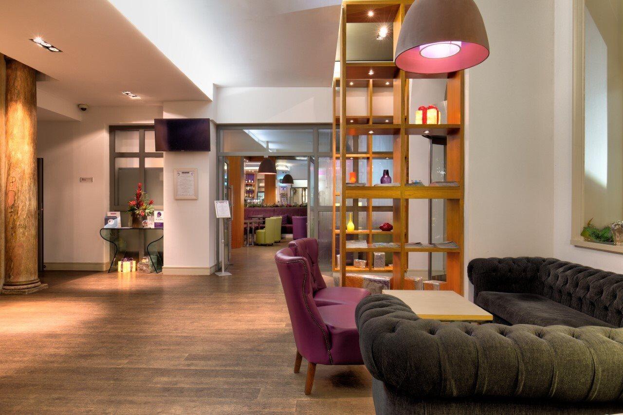 The Memoir Club, Formerly Ambassador Bloomsbury London