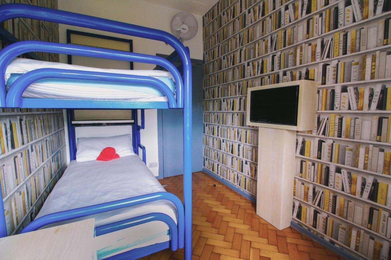 Backpackers Youth 18 - 35 Years Old Only Hostel London