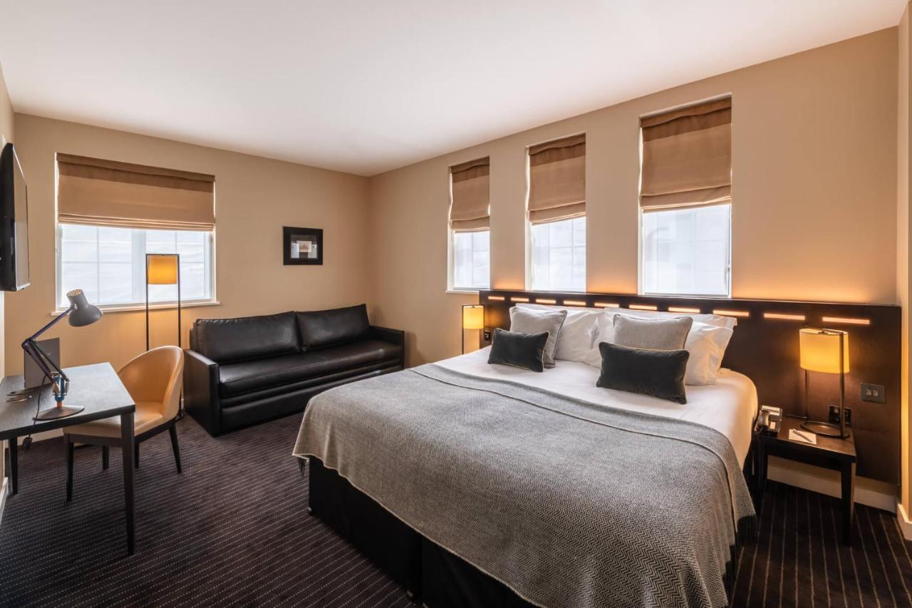 The Resident Victoria Hotel 4*