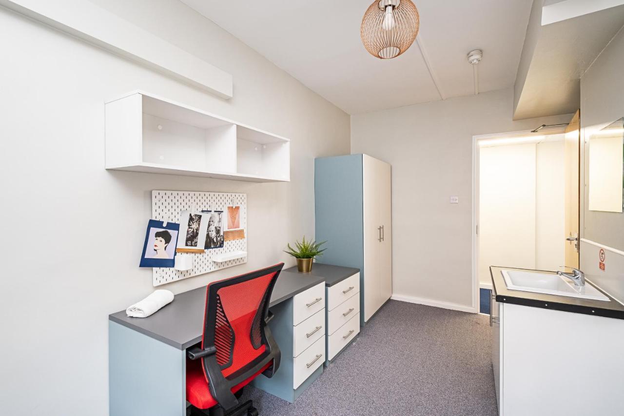 Modern And Studio, Westminster - Sk Pensionat *