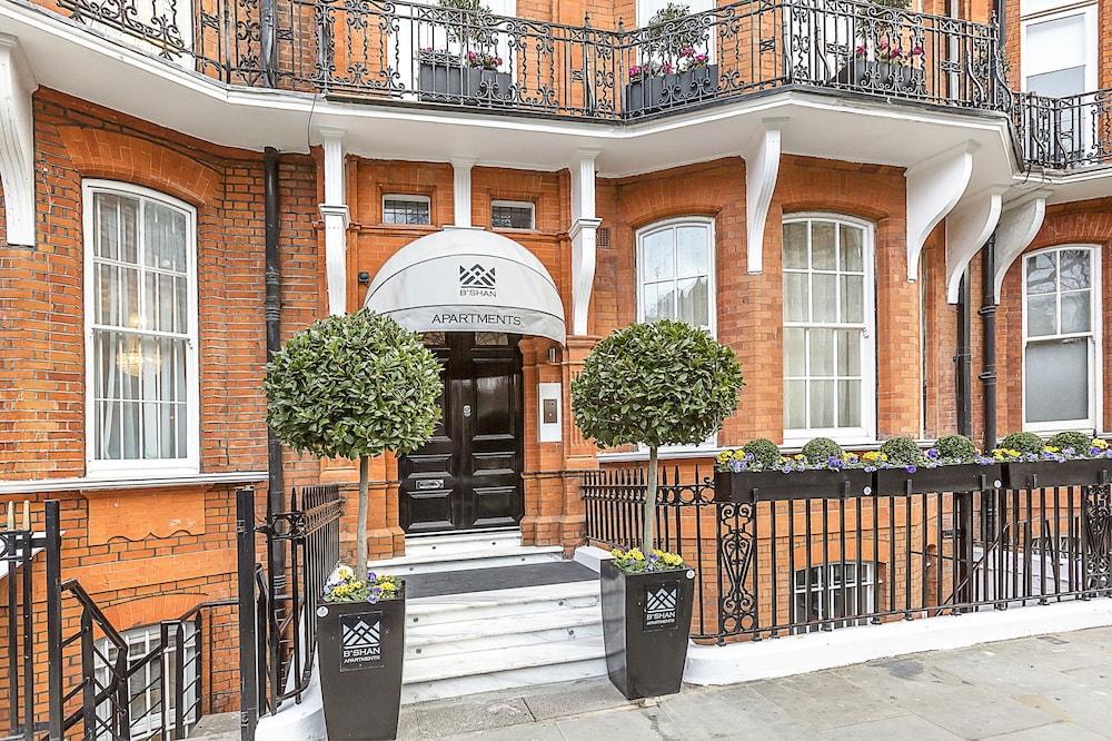 Kensington Court By Capital Hotel 4*