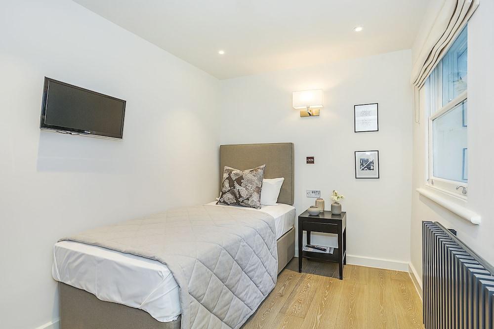 Kensington Court By Capital 4* London