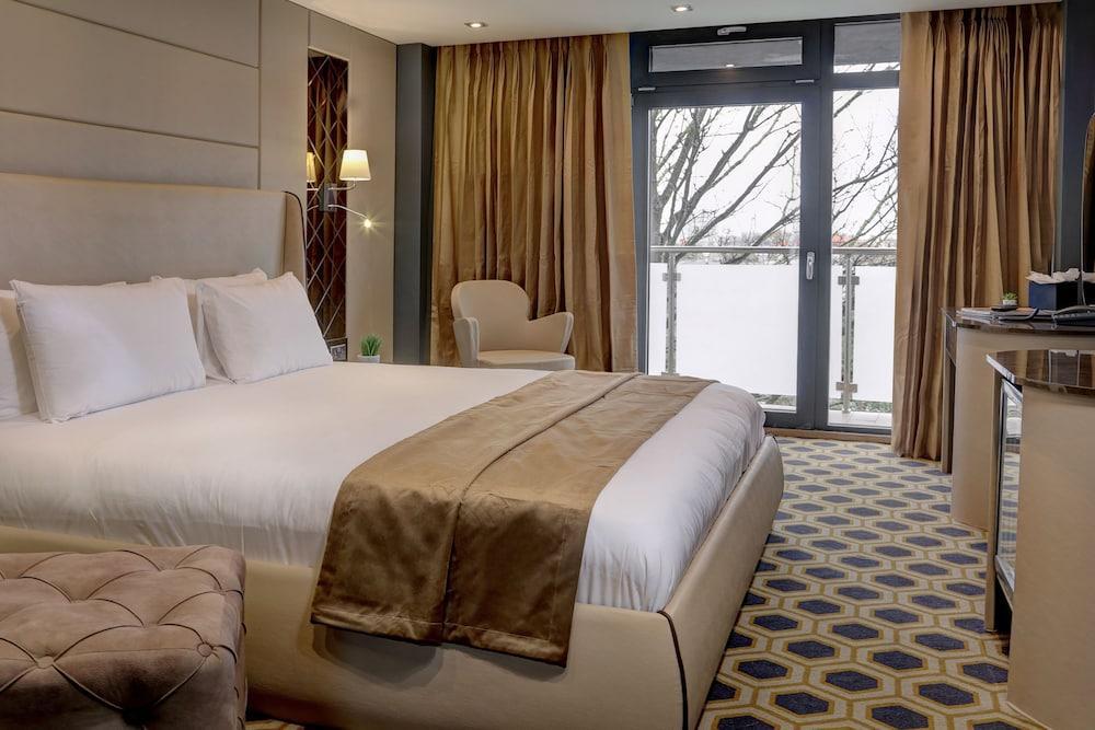Putney Hotel; Bw Signature Collection London