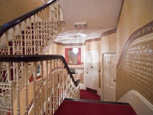 Maranton House