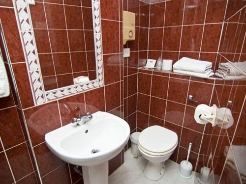 Maranton House 3*