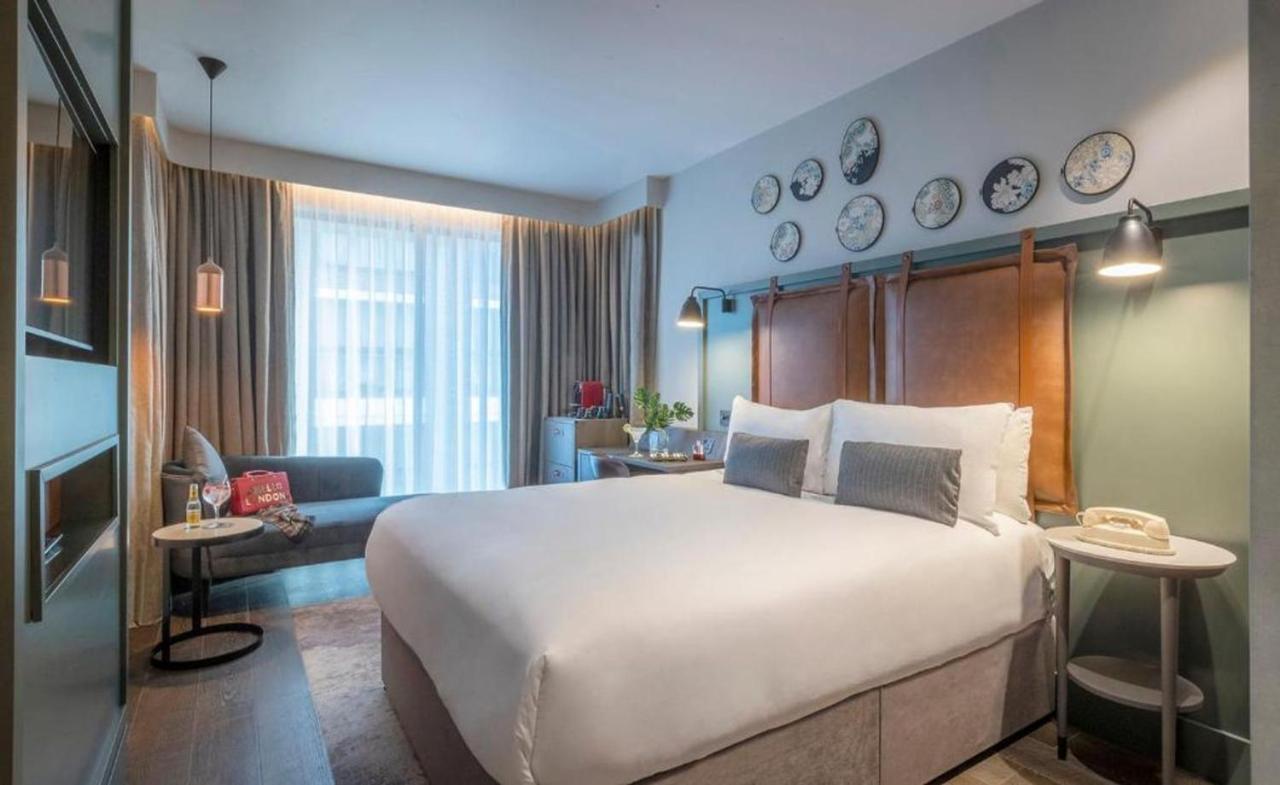 Clayton Of 4* Londres