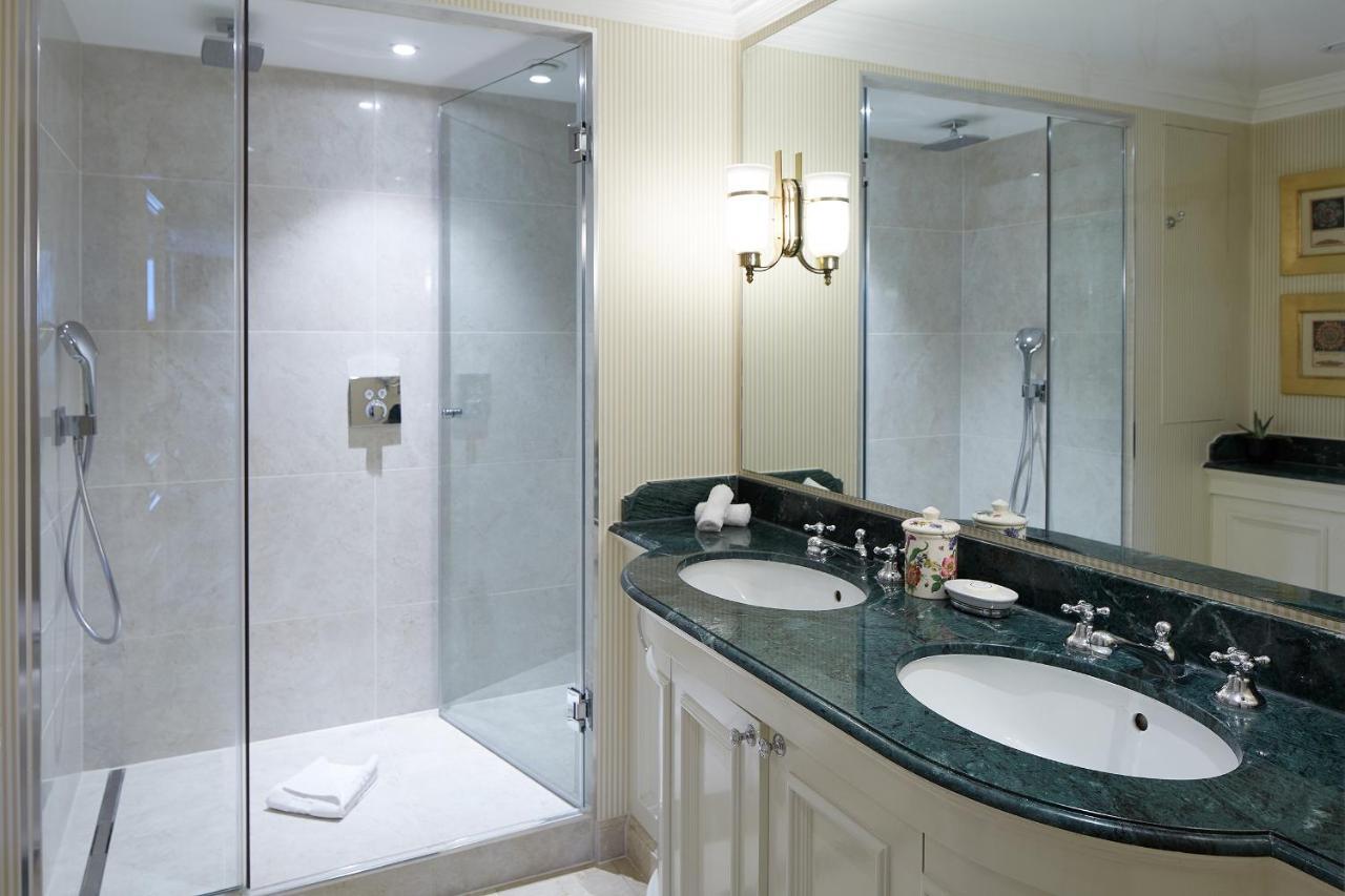 Cheval Thorney Court At Hyde Park Aparthotel 5*
