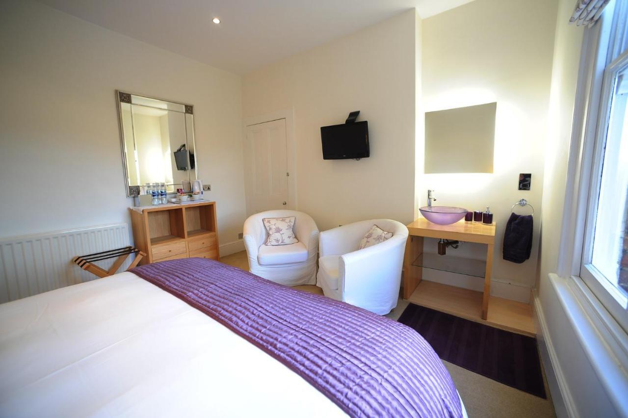 The Lilac Door Bed & Breakfast London