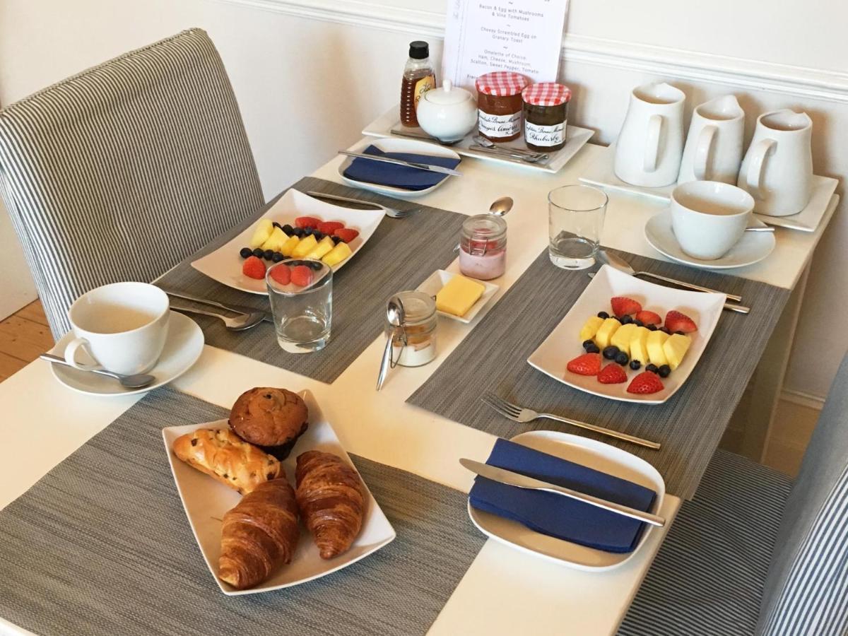 The Lilac Door Bed & Breakfast London