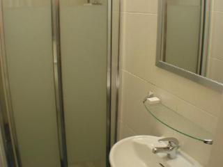 Avon Hotell 2*
