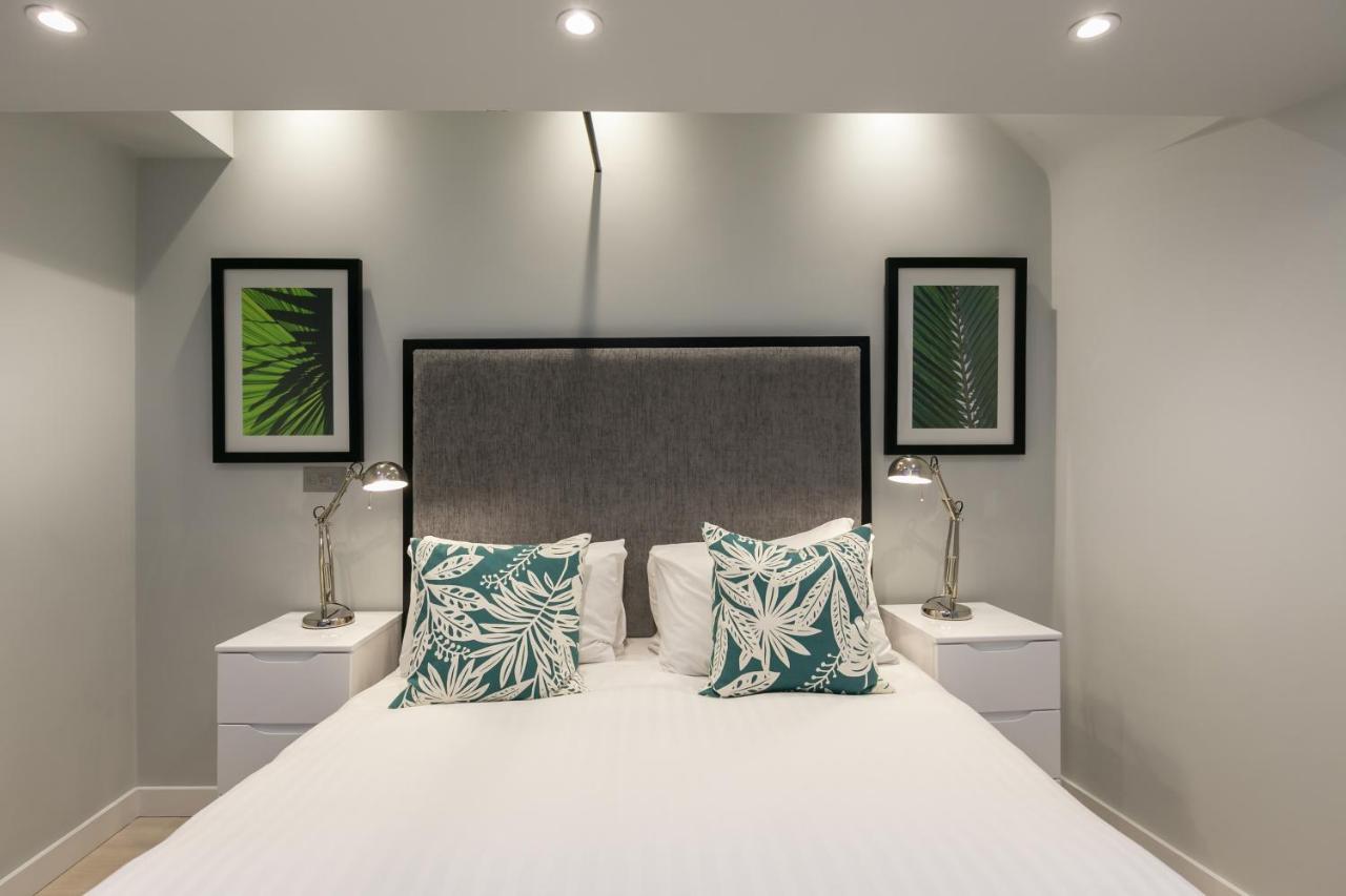 Urban Chic - Wellington Apartment London