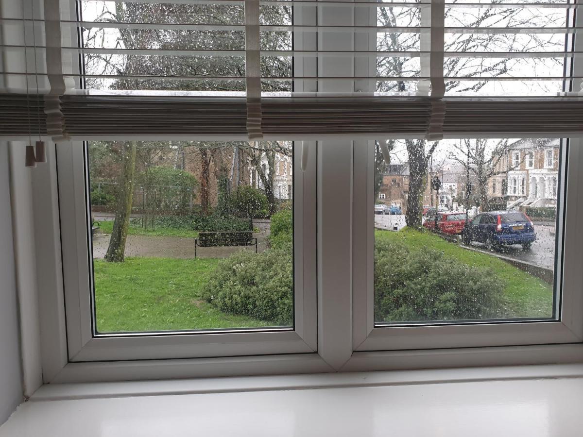Arsenal Highbury & Islington Beautifully Presented * Londen