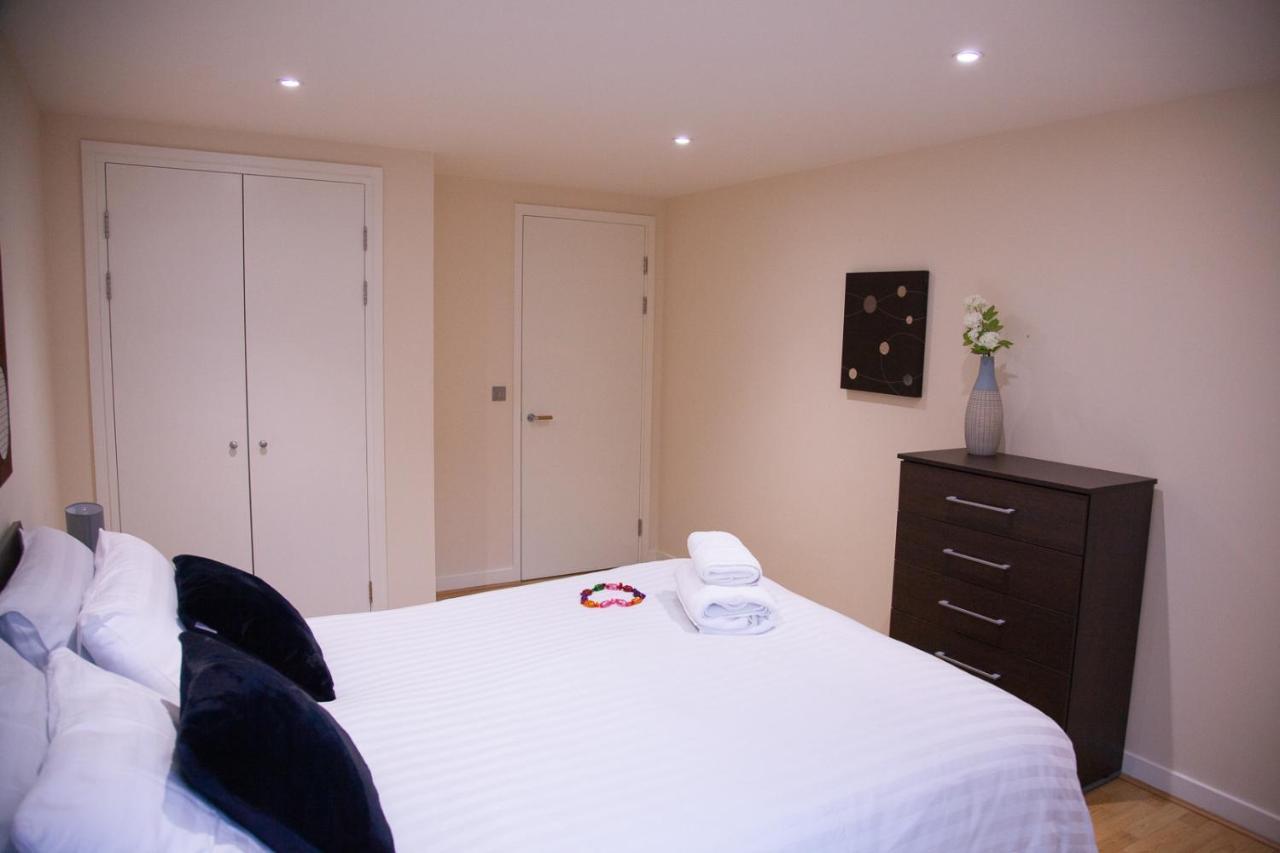 Canary Wharf Retreat - Serviced Lägenhet London