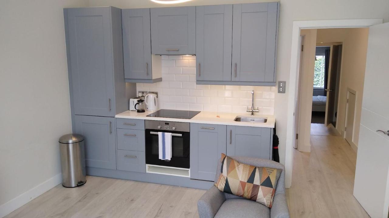 Lejlighed Modern 2 Bed Flat In Maida Hill Near Kensal Town In For Up To 4 People - 9mins To Tube Station London
