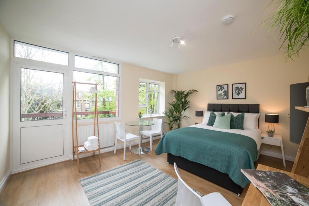 Wilson House - Swiss Hostel