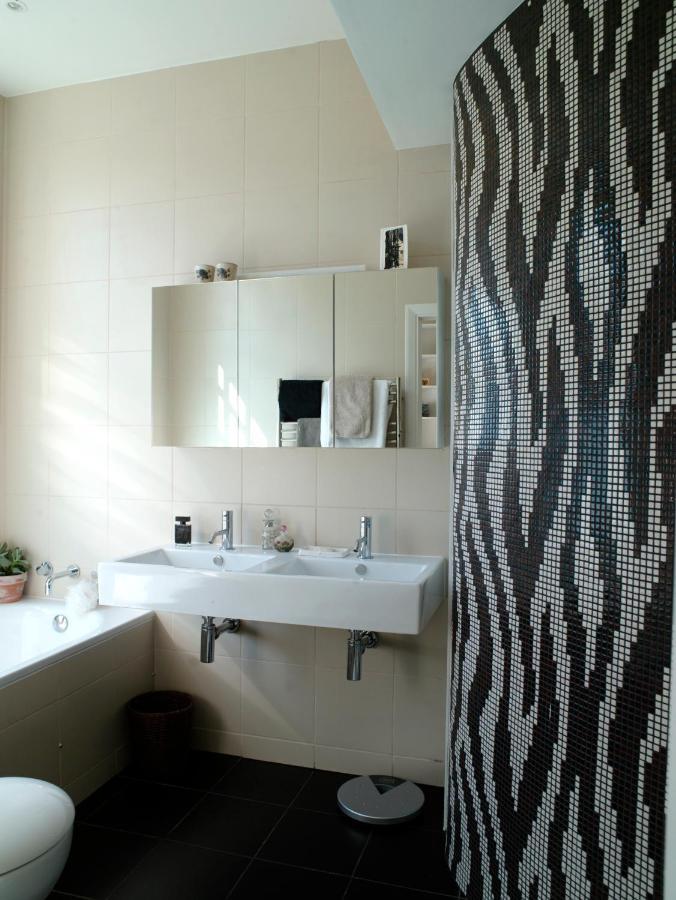 Stunning 5 Bed House With Private Garden Feriehus *