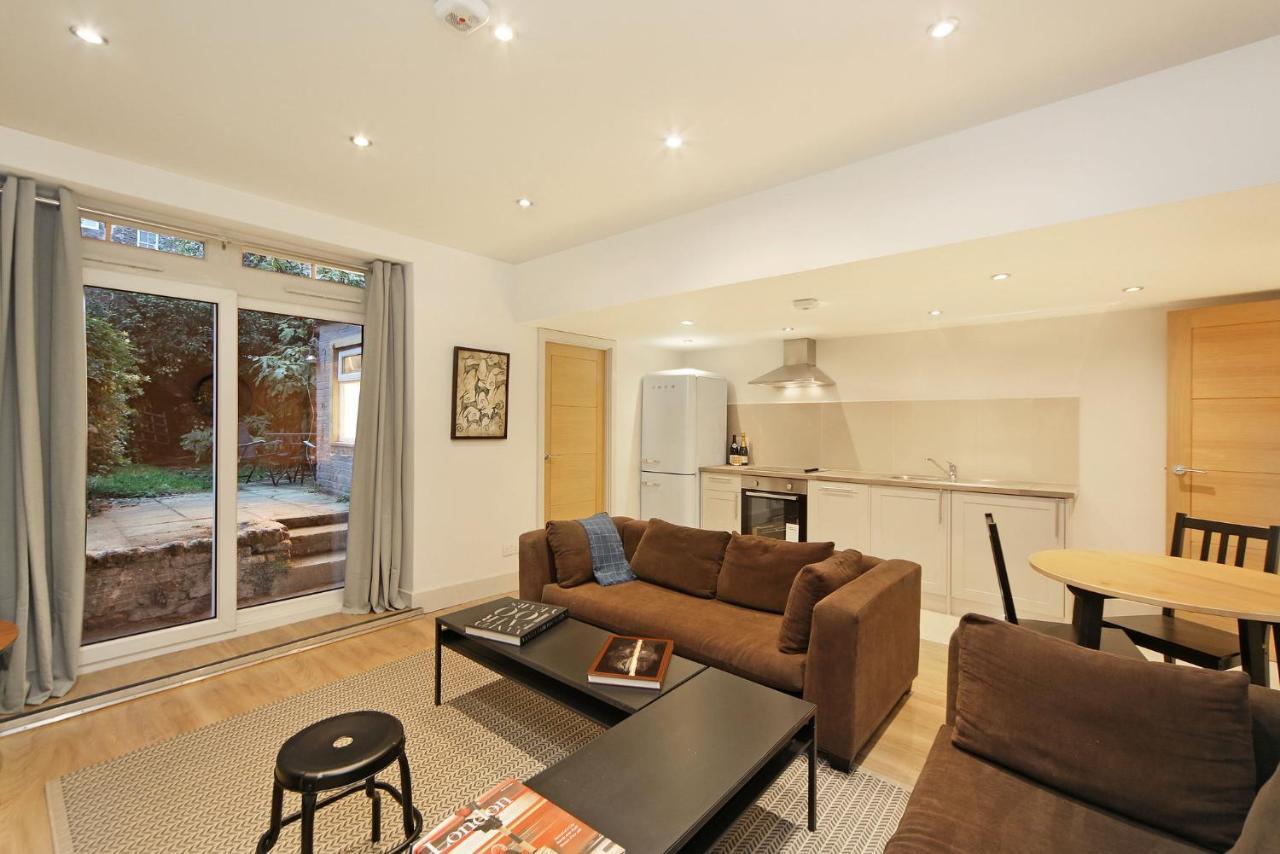 Fully Refurbished Flat, 2 Bedrooms, 2 Bath, Garden * London