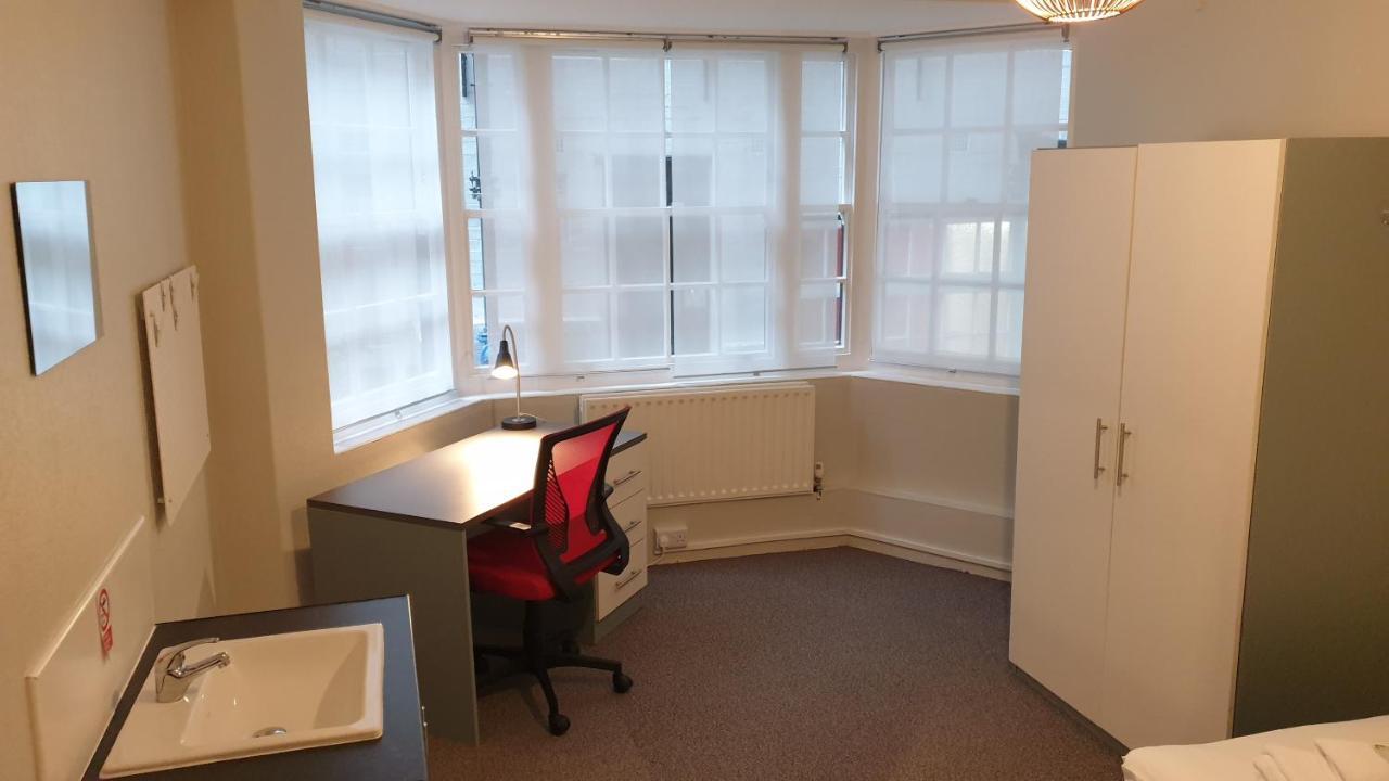 Modern And Studio, Westminster - Sk Pensionat *