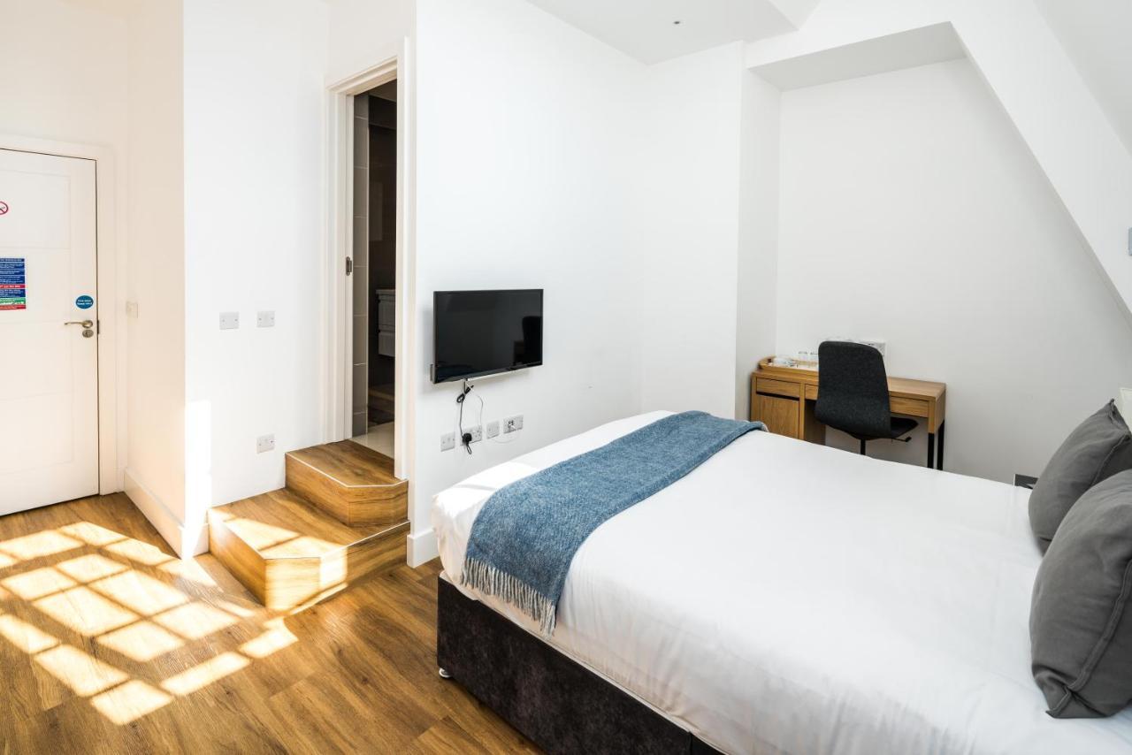 Simple Hotell