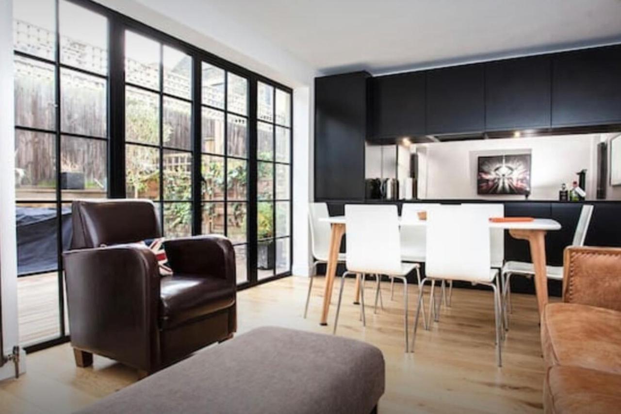 Lejlighed Stylish Newly Refurbished 2 Bedroom Flat With Terrace