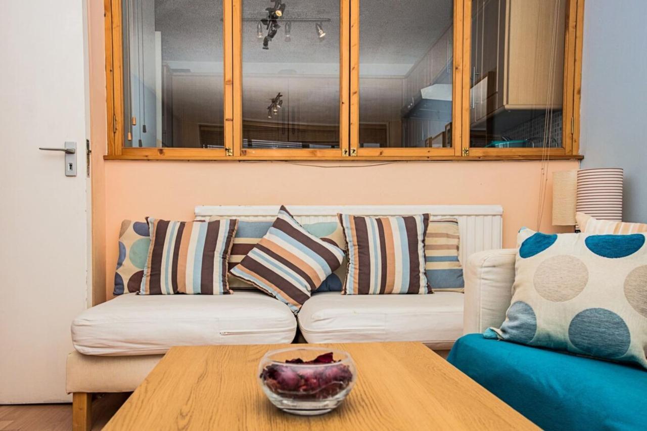 Lägenhet Beautiful Views - 1-bedroom In Chancery Lane