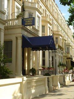 Town Hotel