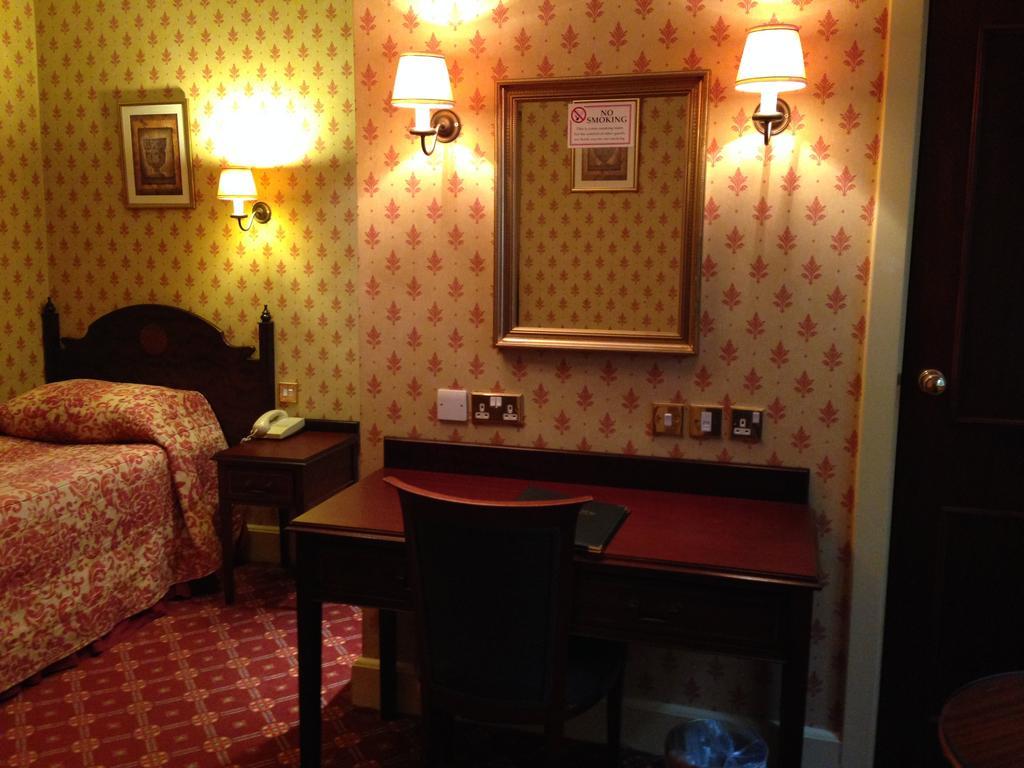 The Westland 3* London