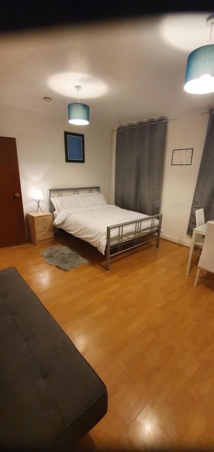 Appartement 8 Sandringham Court *