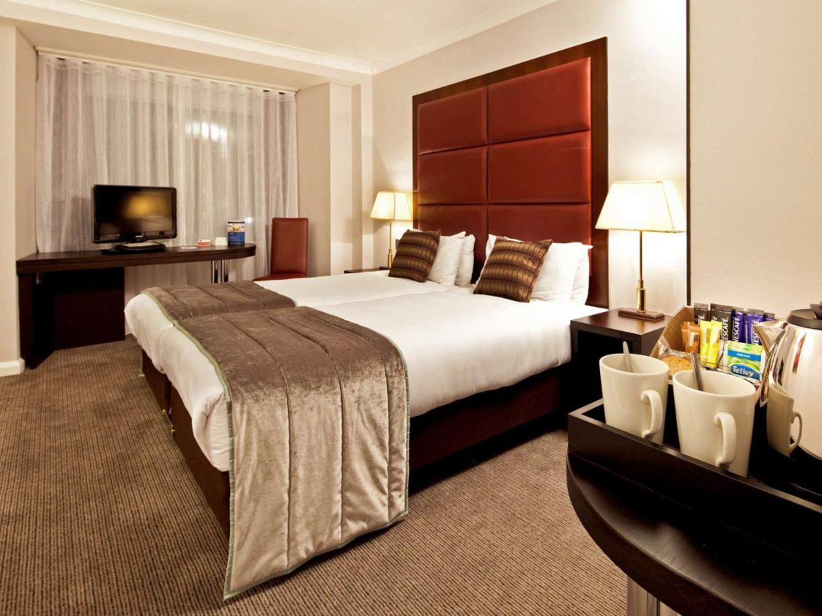 Mercure Kensington 4*
