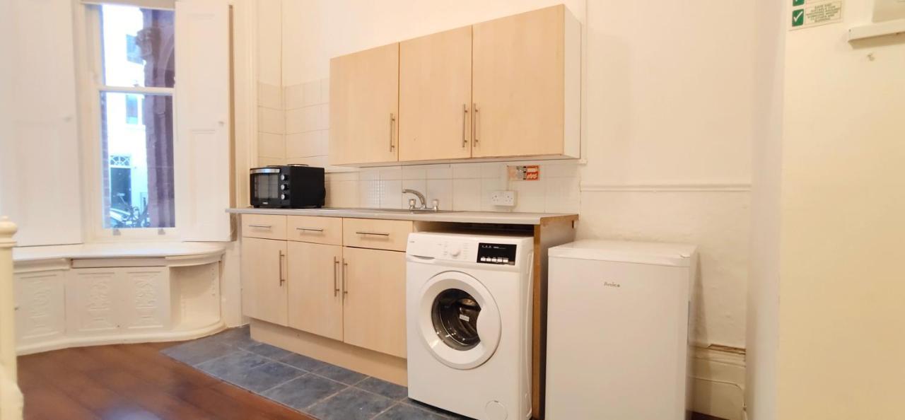 Gloucester Garden In South Kensington *