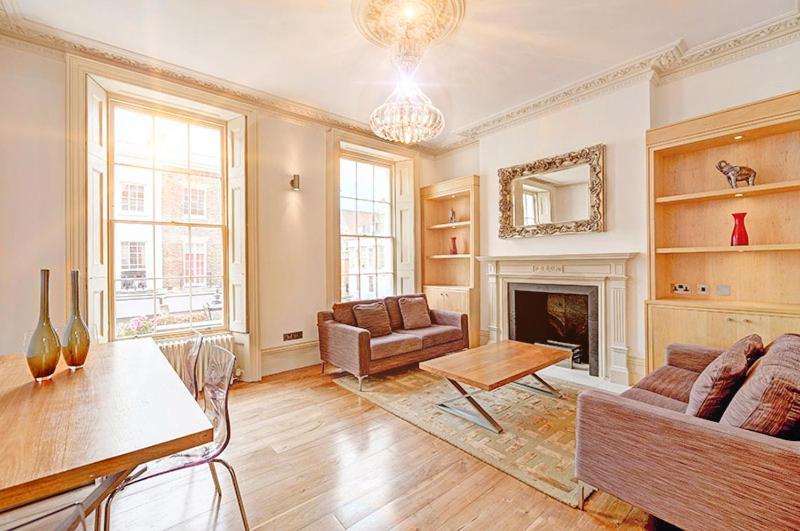 Luxury Massive Townhouse By Harrods *