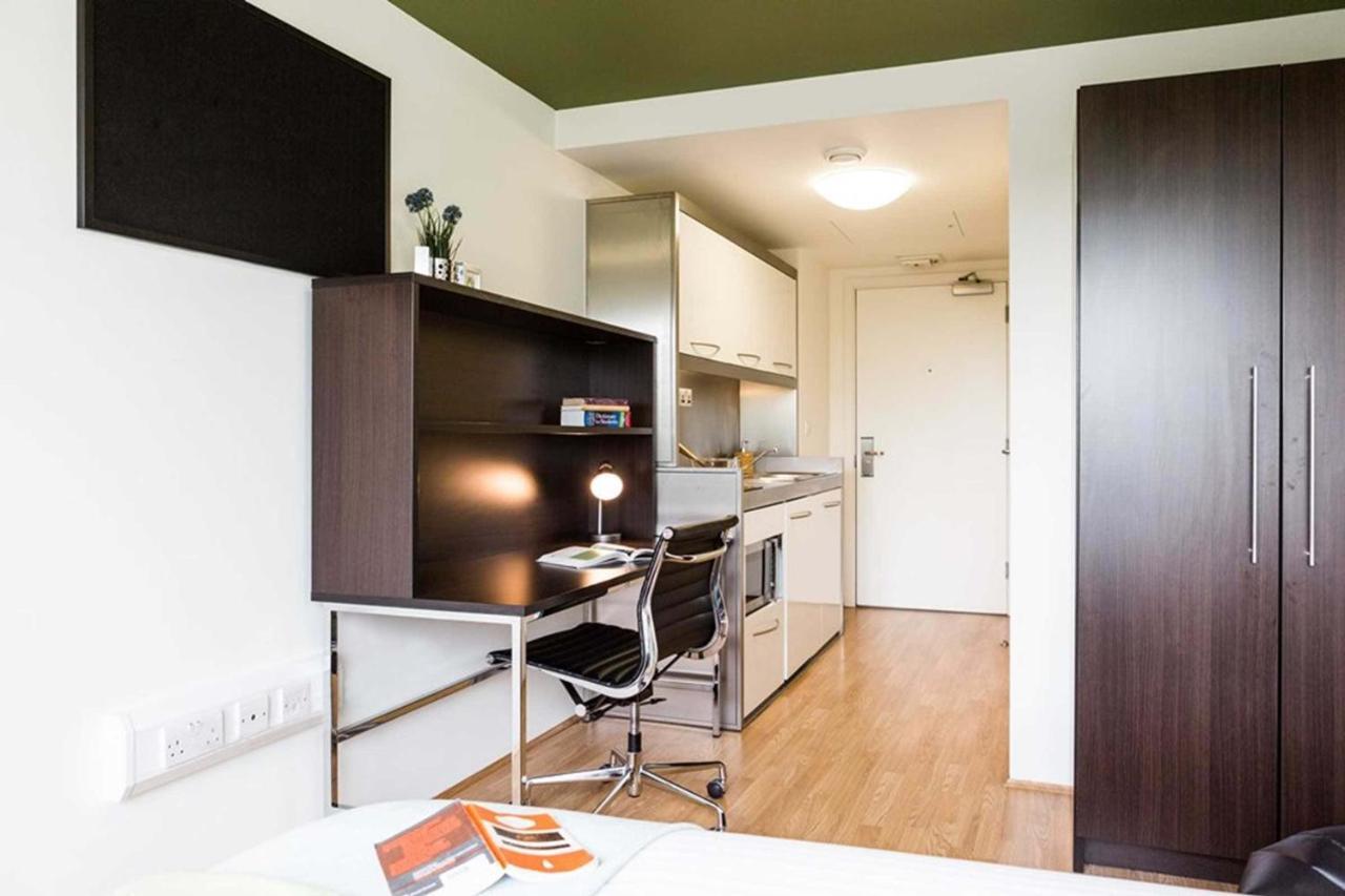 Premium And At Chapter Portobello In Apartment *