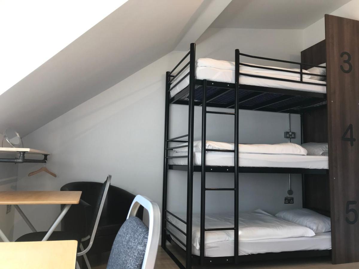 Hostel Burlington London