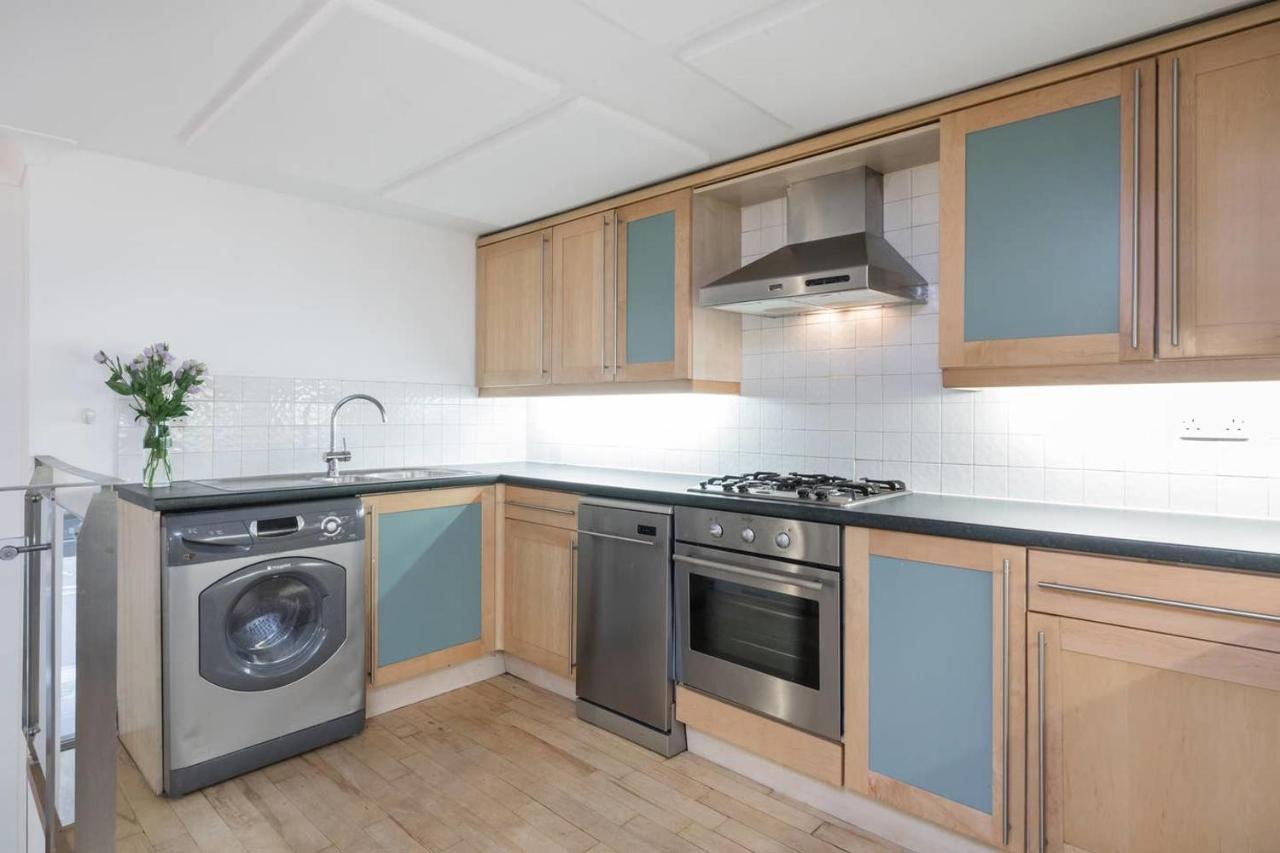 Amazing 2Br Triplex Apartment 2Mins From Oxford Street Lägenhet London
