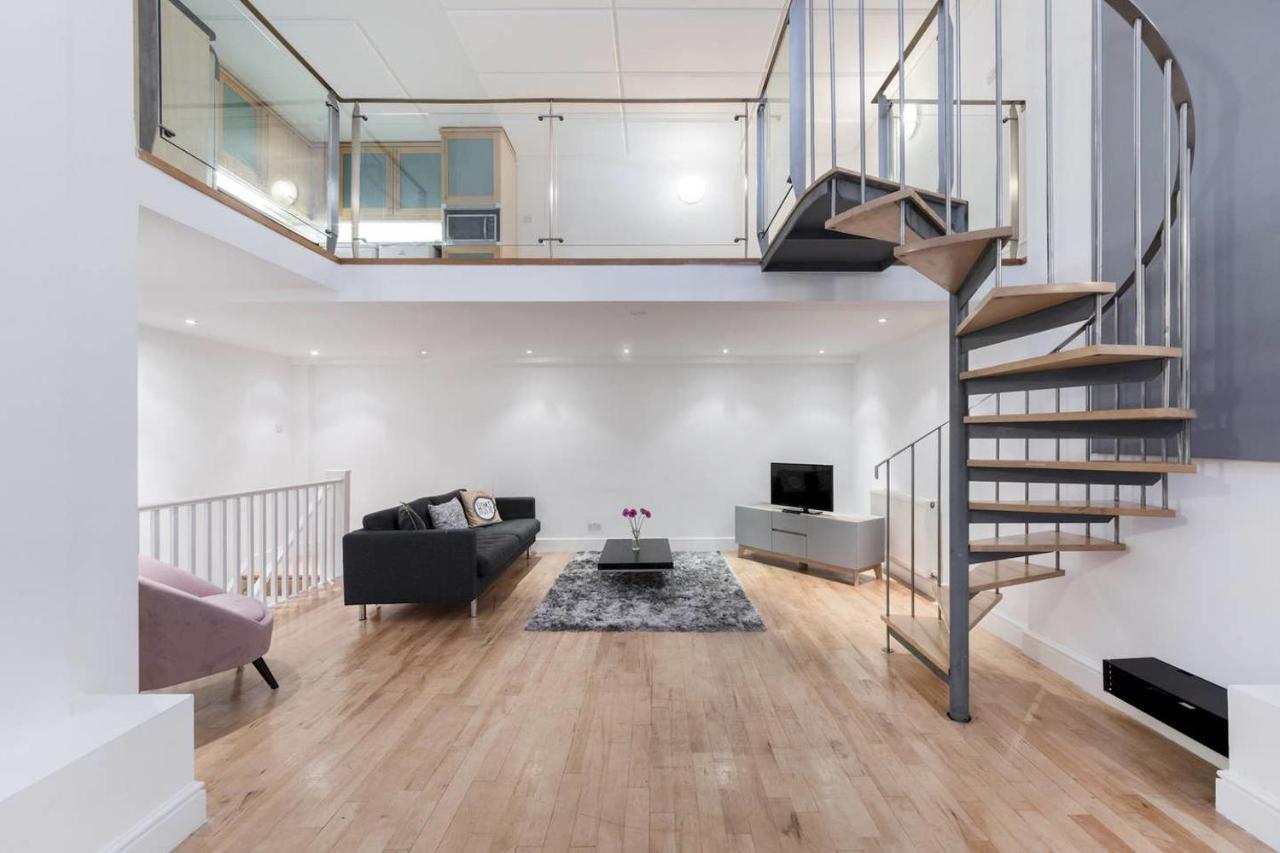 Amazing 2Br Triplex Apartment 2Mins From Oxford Street Lägenhet *
