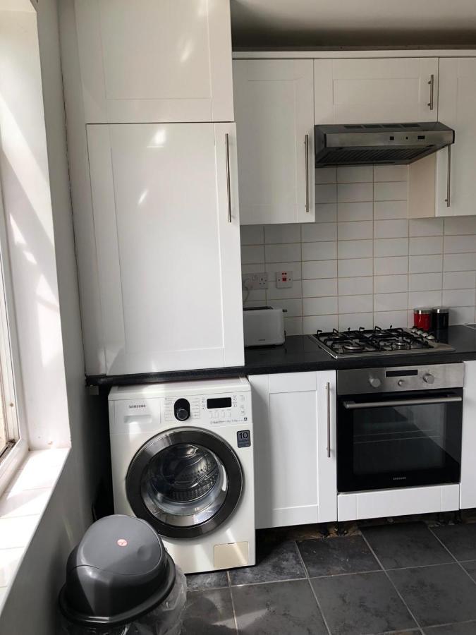 Apartment Pleasant Two Bed-Room Flat Near Portobello Market *