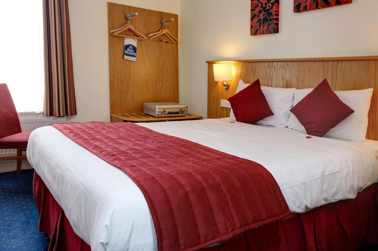 Western Highbury 3* London