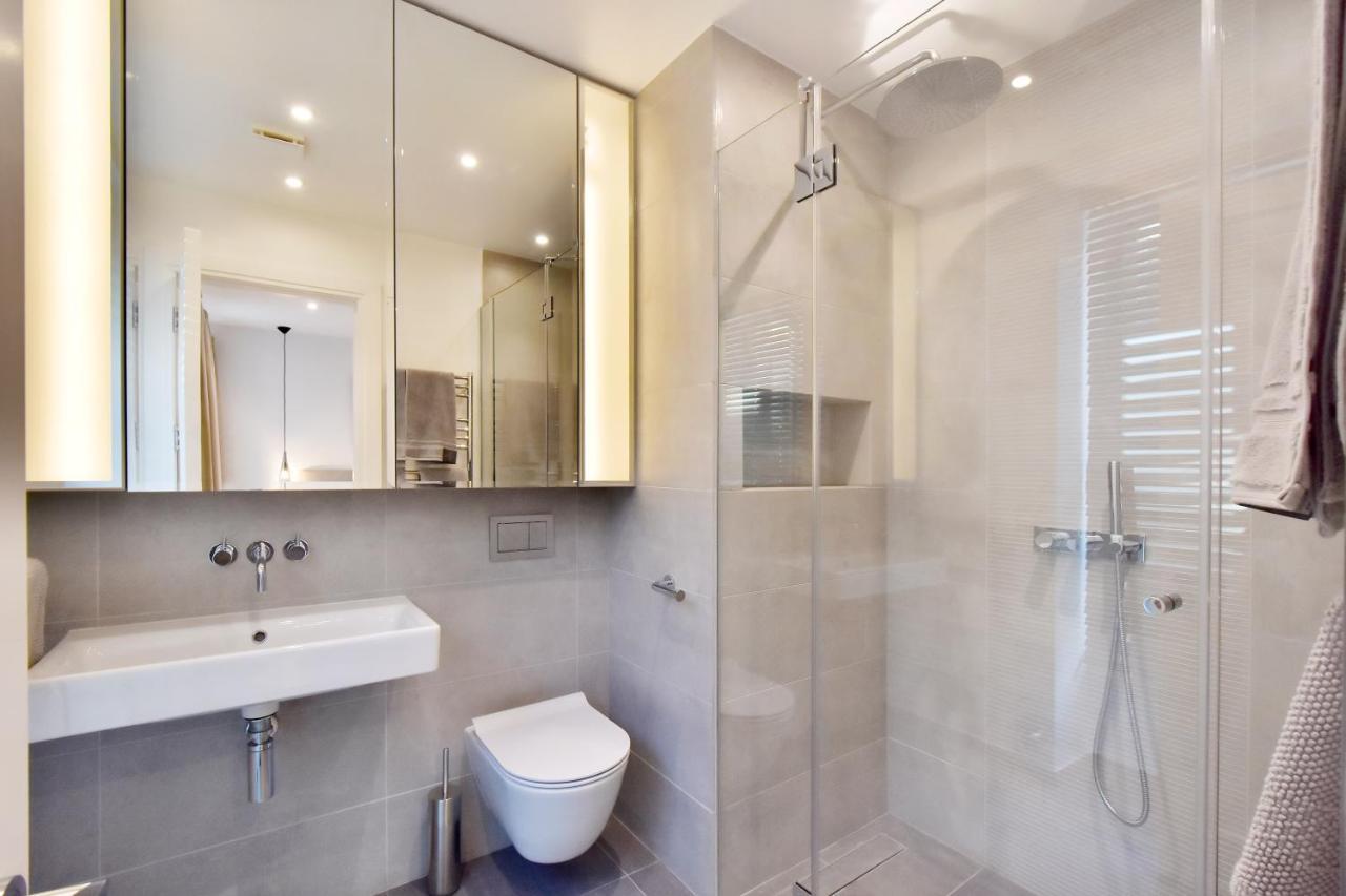 Choice - Mayfair - Piccadilly * London
