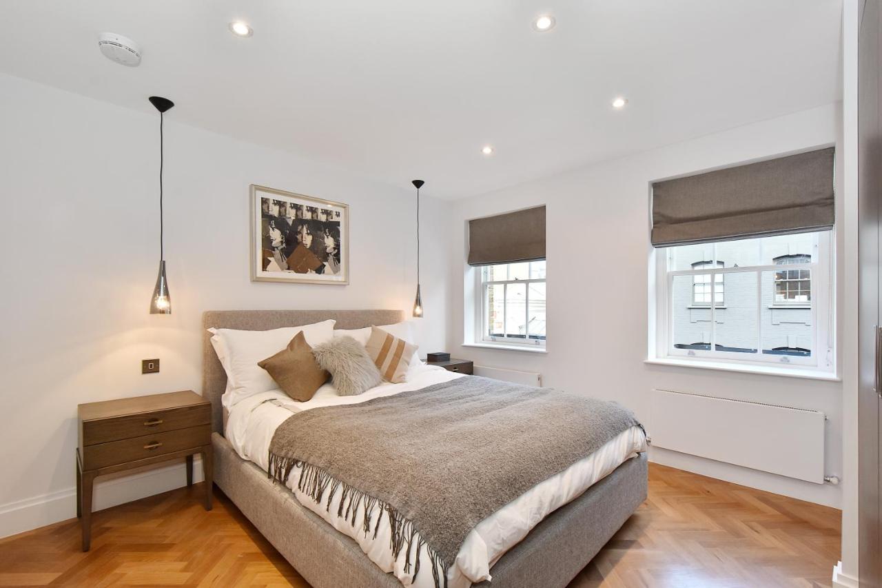 Choice - Mayfair - Piccadilly * London
