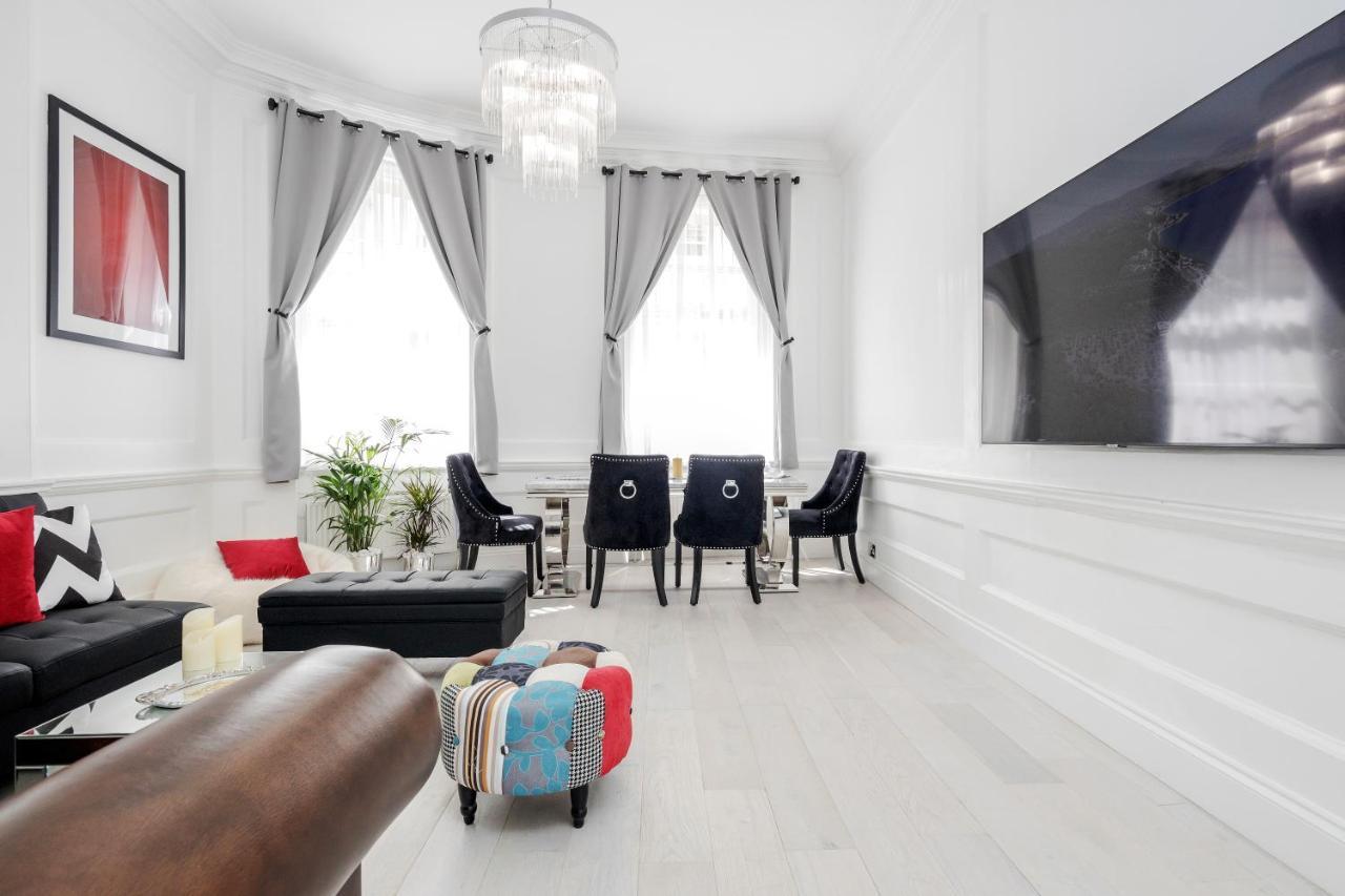 Oxford Street 2 Bed *