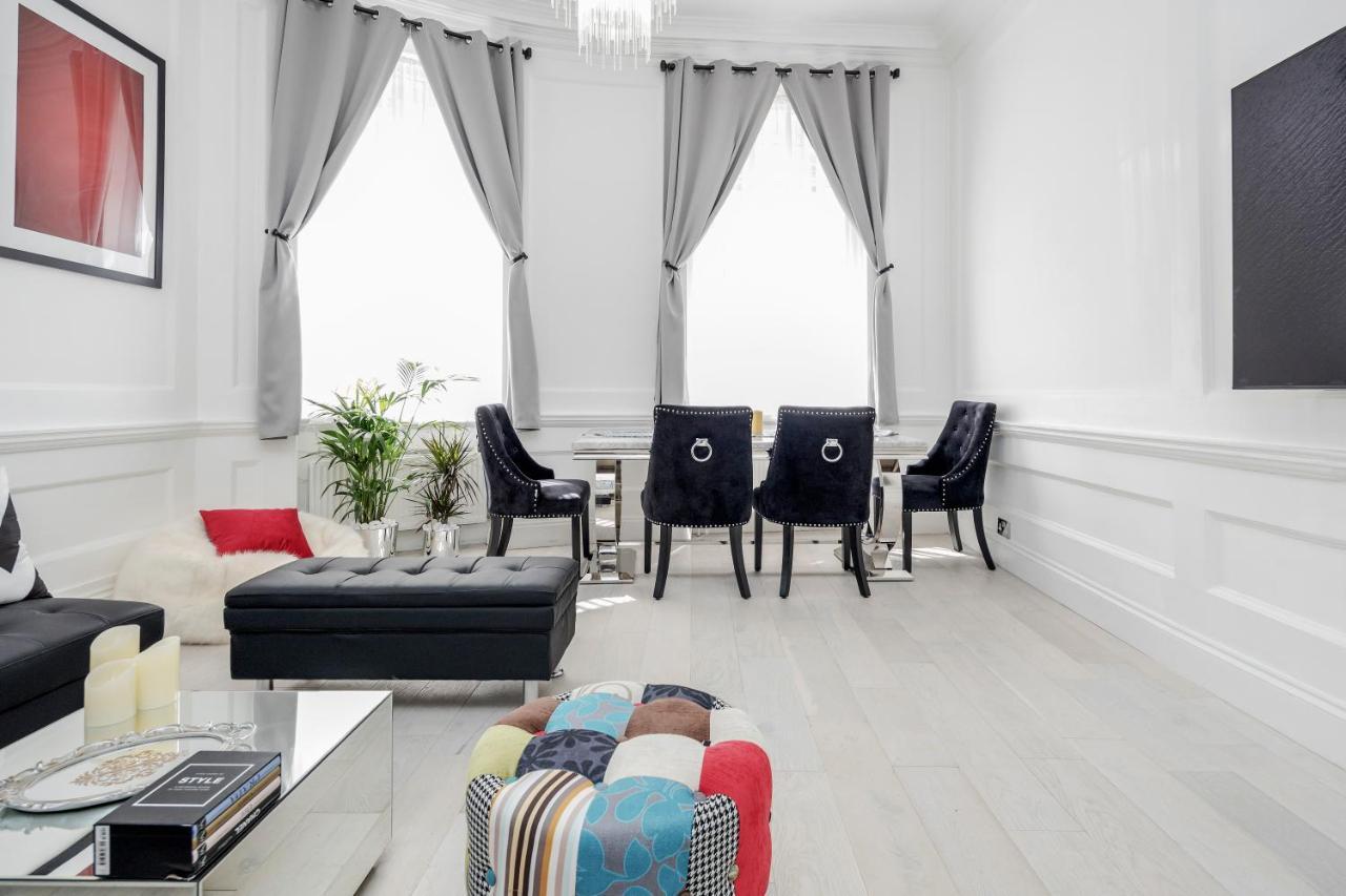 Oxford Street 2 Bed * London