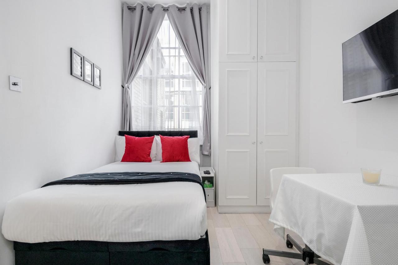 Oxford Street 2 Bed