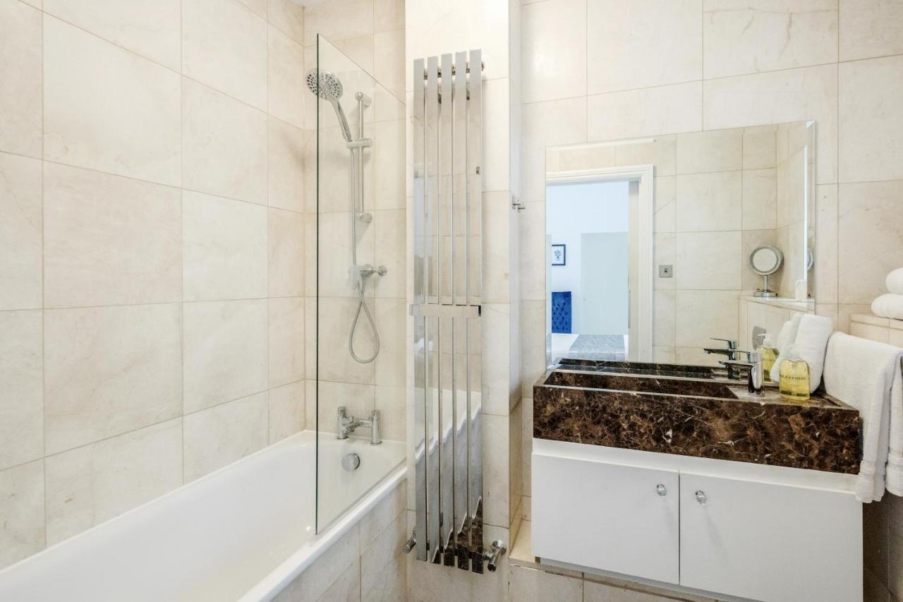 Oxford Street 2 Bed * London