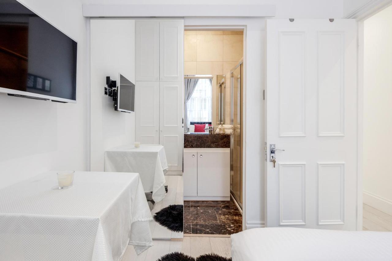Oxford Street 2 Bed *