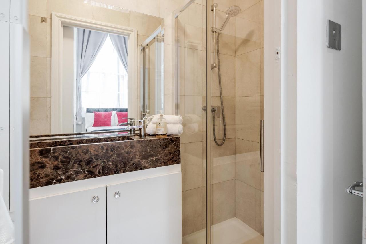 Oxford Street 2 Bed *